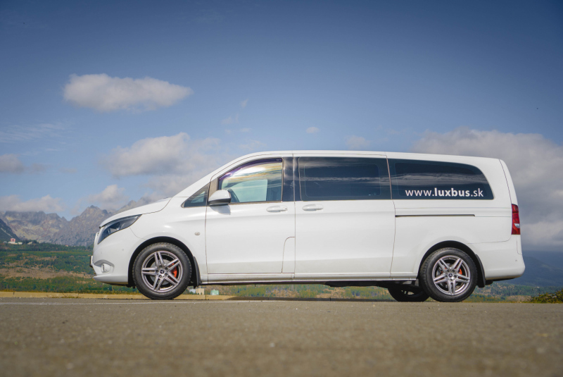 Vozový park / Mercedes Vito Tourer, 8 miest