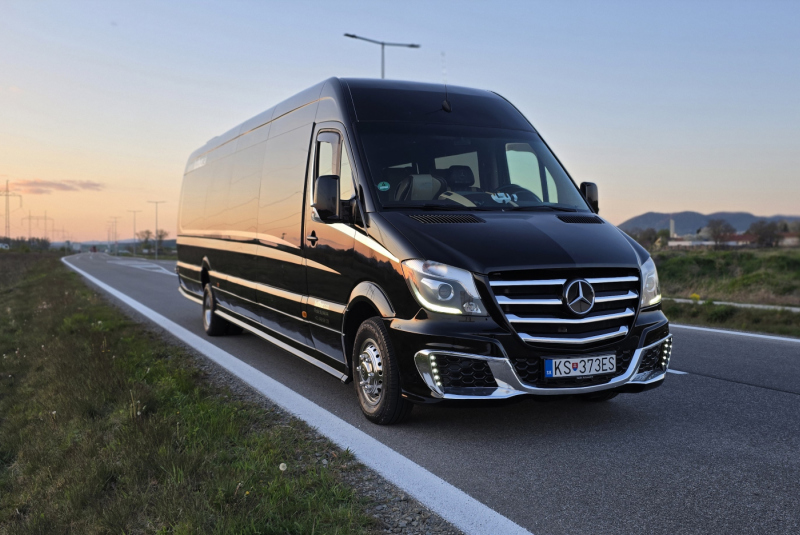 Vozový park / Mercedes Sprinter 519 CDI, 29+1 miestny