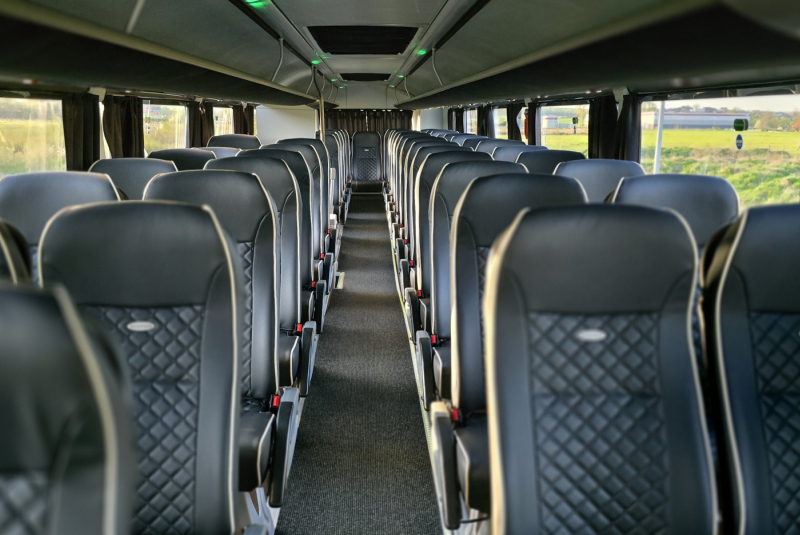 Vozový park / Autobus Neoplan Skyliner, 78+1 miestny