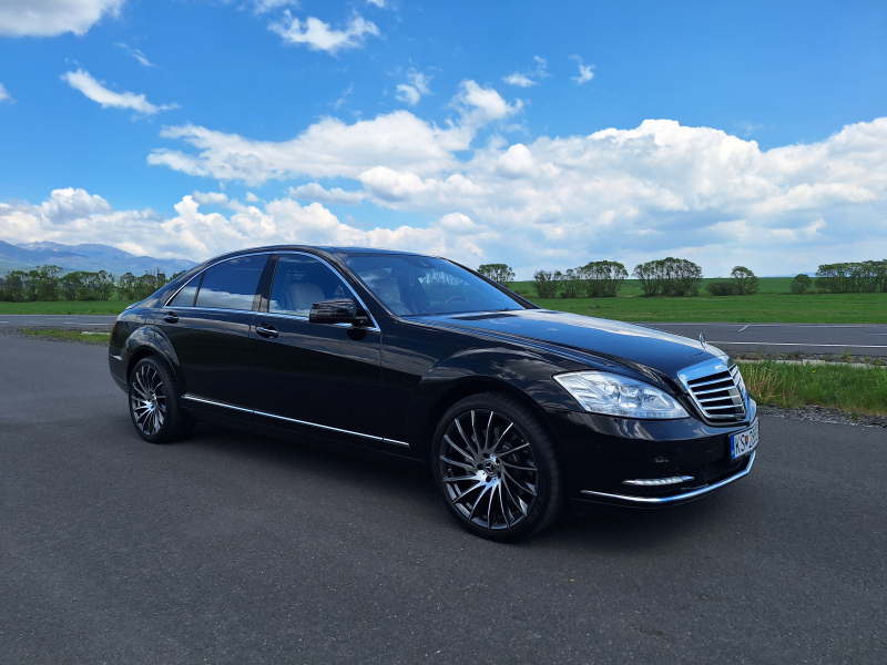 Mercedes S - Class